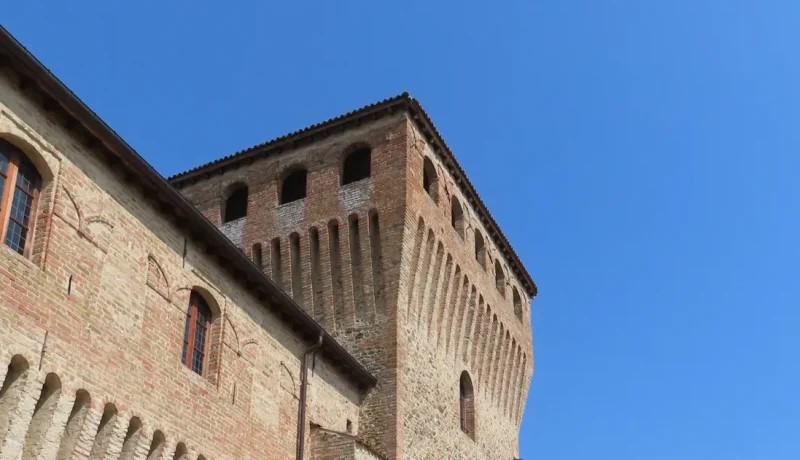 Visite guidate alla Torre di San Nicomede e i camminamenti sud-est del Castello di Torrechiara